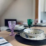 Le Trait De Cote Vue Commerces Et A Pied Appartement