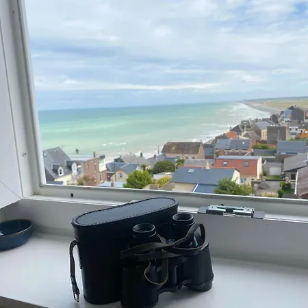 Le Trait De Cote Vue Commerces Et A Pied 奥尔特